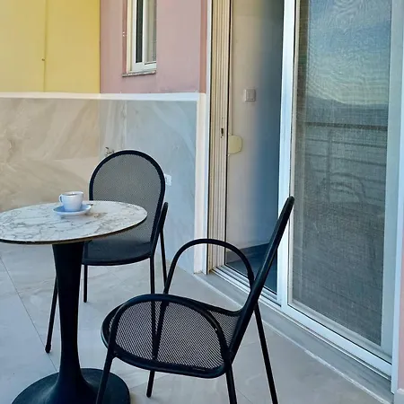 Viola Sea View Penthouse Apartman