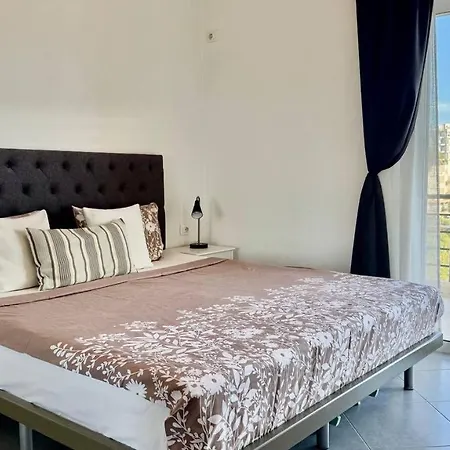 Viola Sea View Penthouse * Saranda