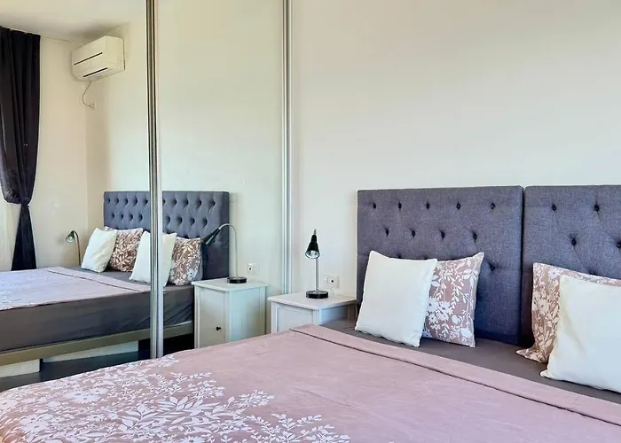 Viola Sea View Penthouse Διαμέρισμα *