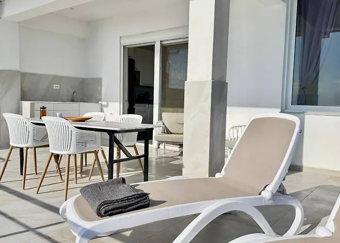 Διαμέρισμα Viola Sea View Penthouse *